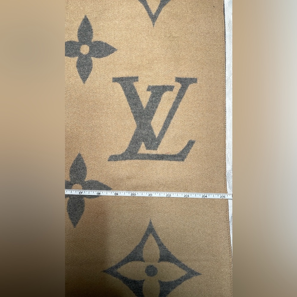 X..l scarf 🧣 - Picture 5 of 5